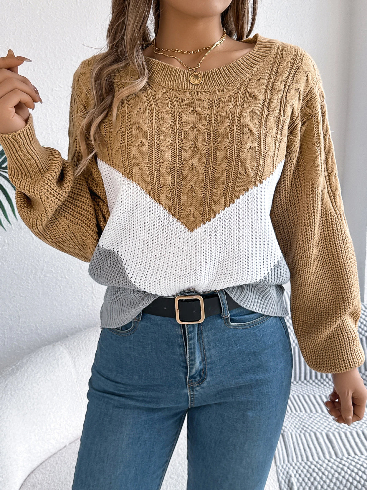 Autumn and Winter Casual Color Blocking Versatile Round Neck Long Sleeved Pullover Sweater for Women